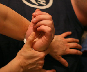 A Shiatsu massage underway